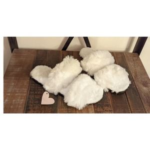 NWT Women's Slippers - Willow Collective